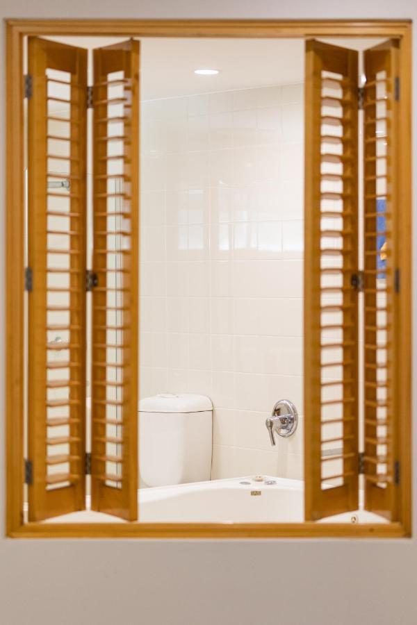 טאונסביל Seahaven Resort מראה חיצוני תמונה