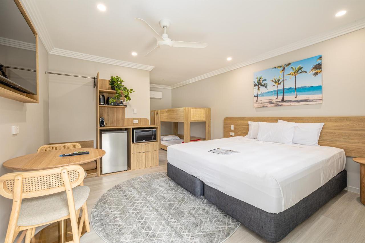 טאונסביל Seahaven Resort מראה חיצוני תמונה