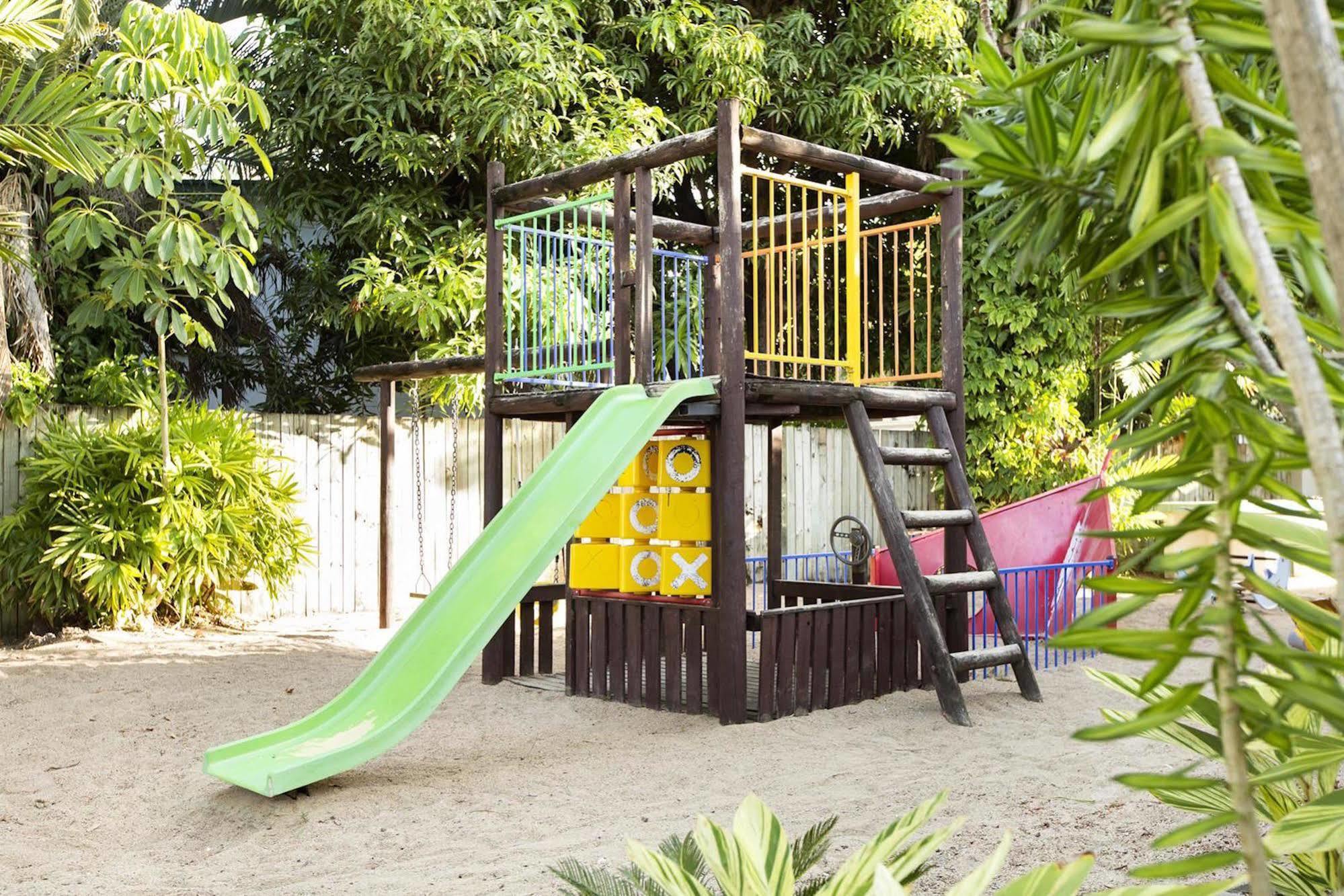 טאונסביל Seahaven Resort מראה חיצוני תמונה